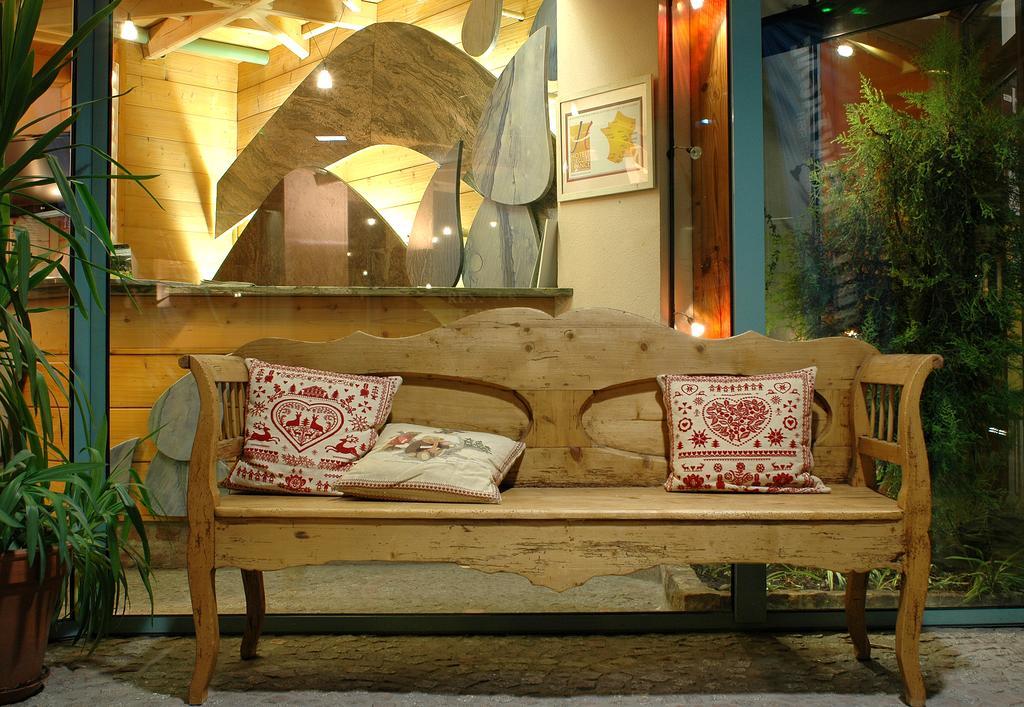 Hotel Les Vallees Labellemontagne ลาแบรส ภายนอก รูปภาพ