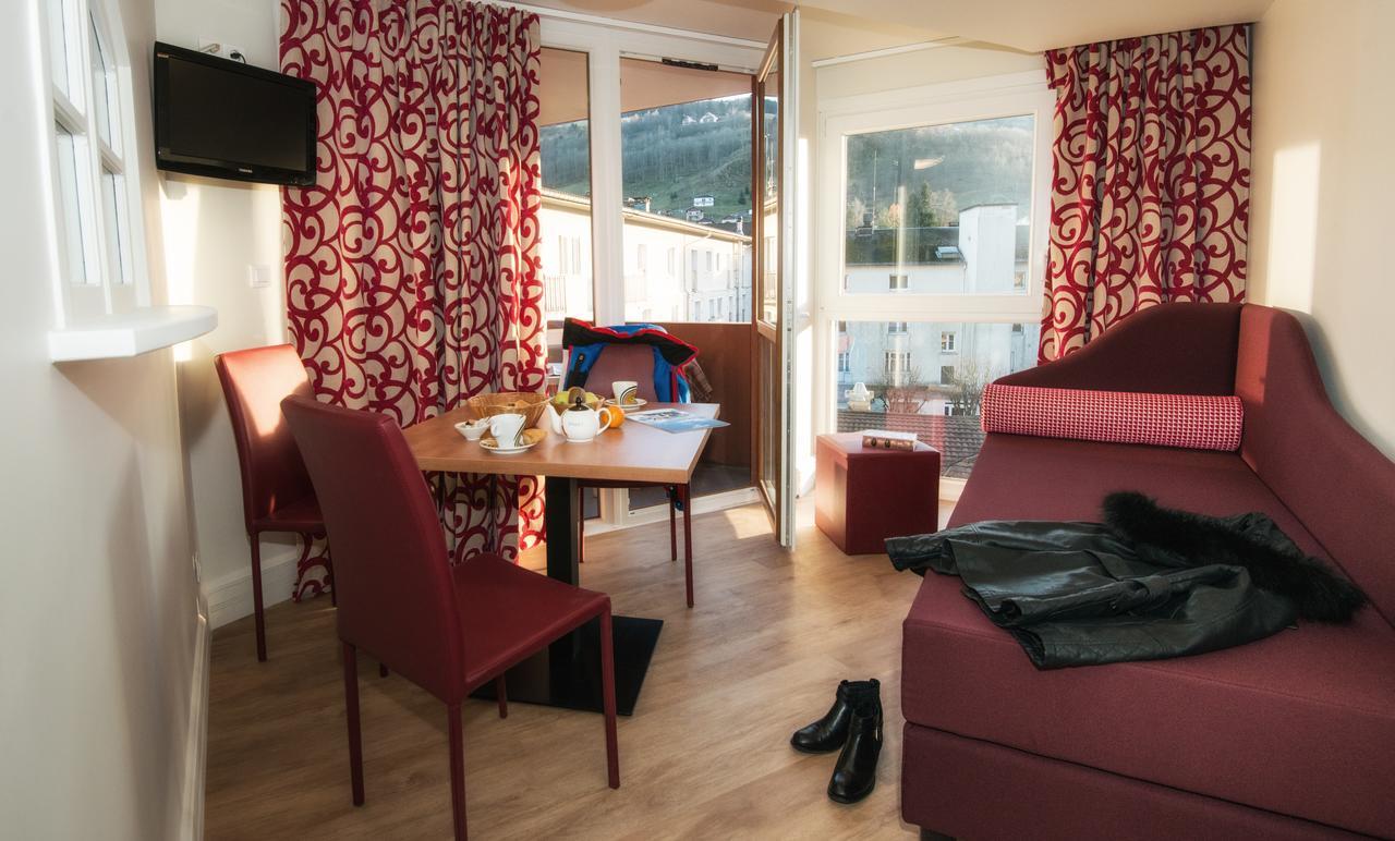 Hotel Les Vallees Labellemontagne ลาแบรส ภายนอก รูปภาพ